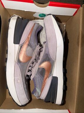 Nike Women’s Lavender Runner with Metallic Rose Swoosh